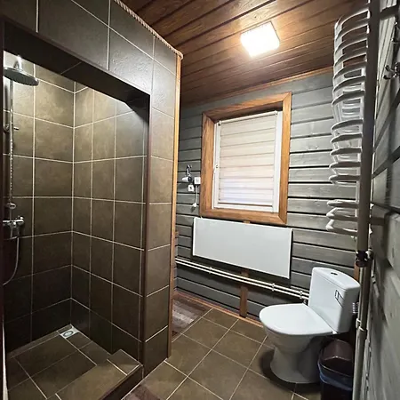 Kaspiy Gasthuis 4*