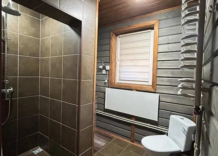 Kaspiy Guest house 4*