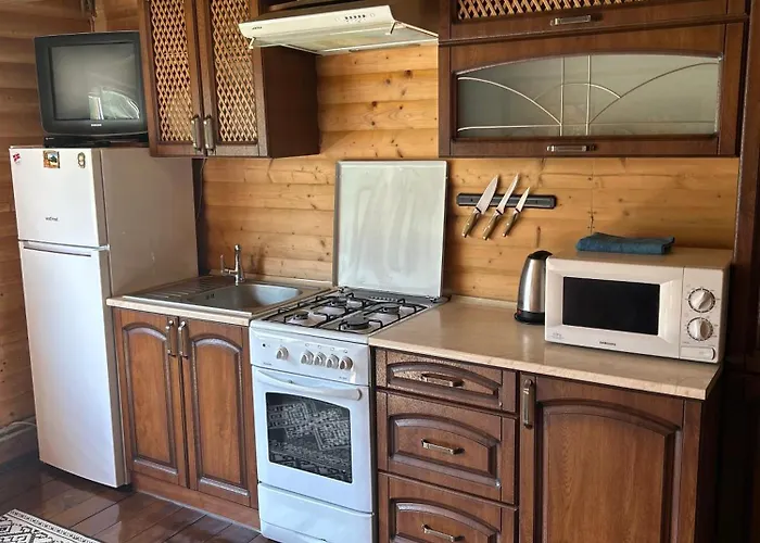 Kaspiy Guest house 4*
